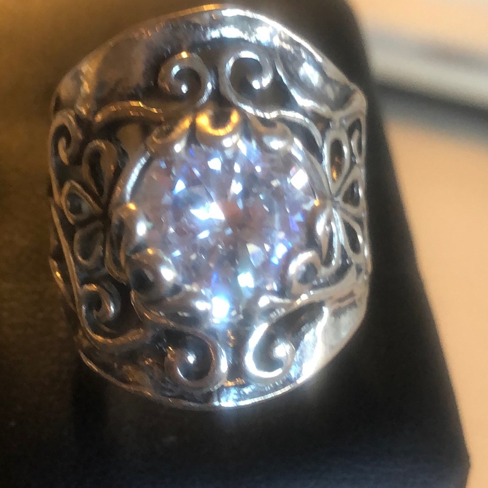 Gorgeous Shabool Cubic Zirconia Ring - Picture 5 of 8